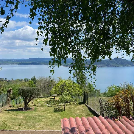 Sciareia - House With Stunning Lake View And Garden * Lesa
